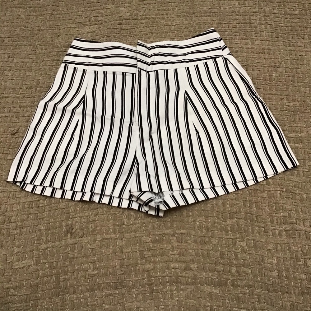 Forever 21 shorts